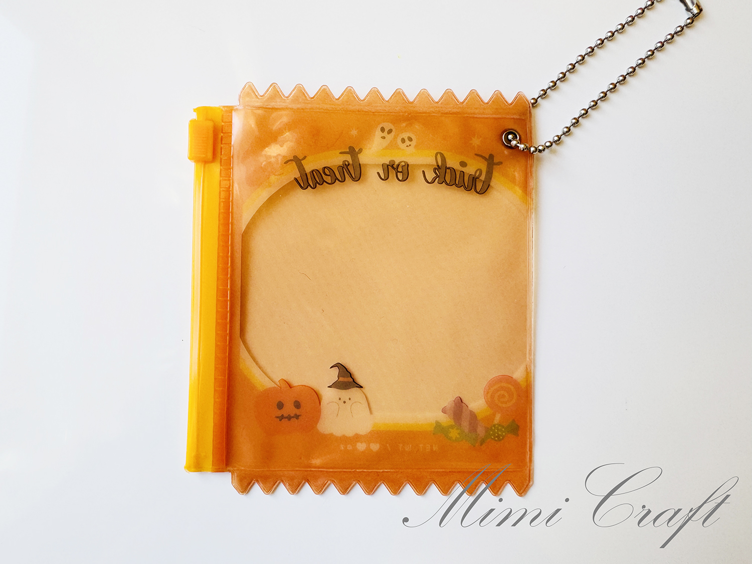 【ダイソー購入品】推し活のアクスタ収納にも!ハロウィンのミニケースホルダーを紹介