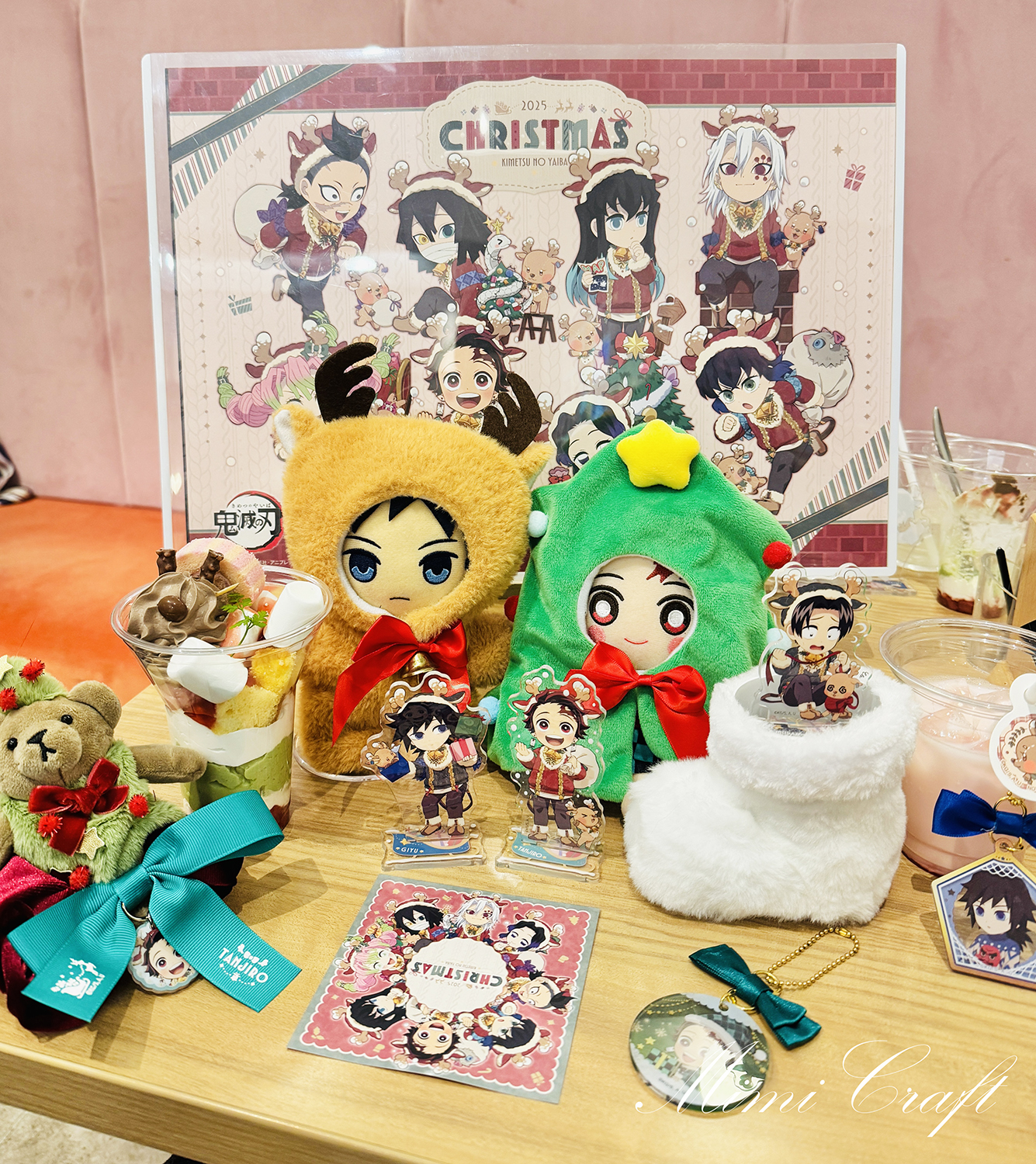 ufotableのクリスマス2025レポ【グッズやカフェメニュー＆ノベルティまとめ】ランダムアクスタ